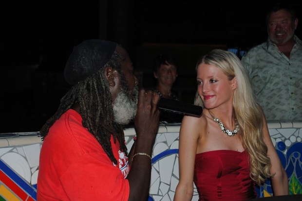 Bride being serenaded at Rick's Cafe - Negril